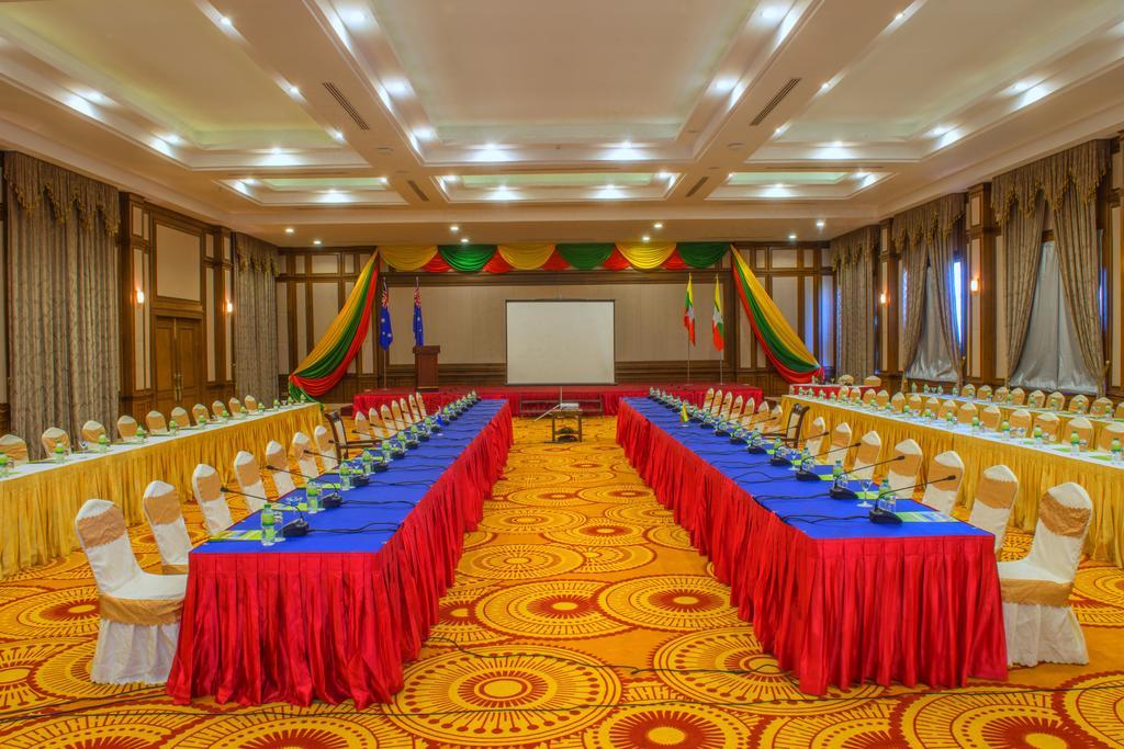 Hotel Royal Aster Naypyidaw Zewnętrze zdjęcie